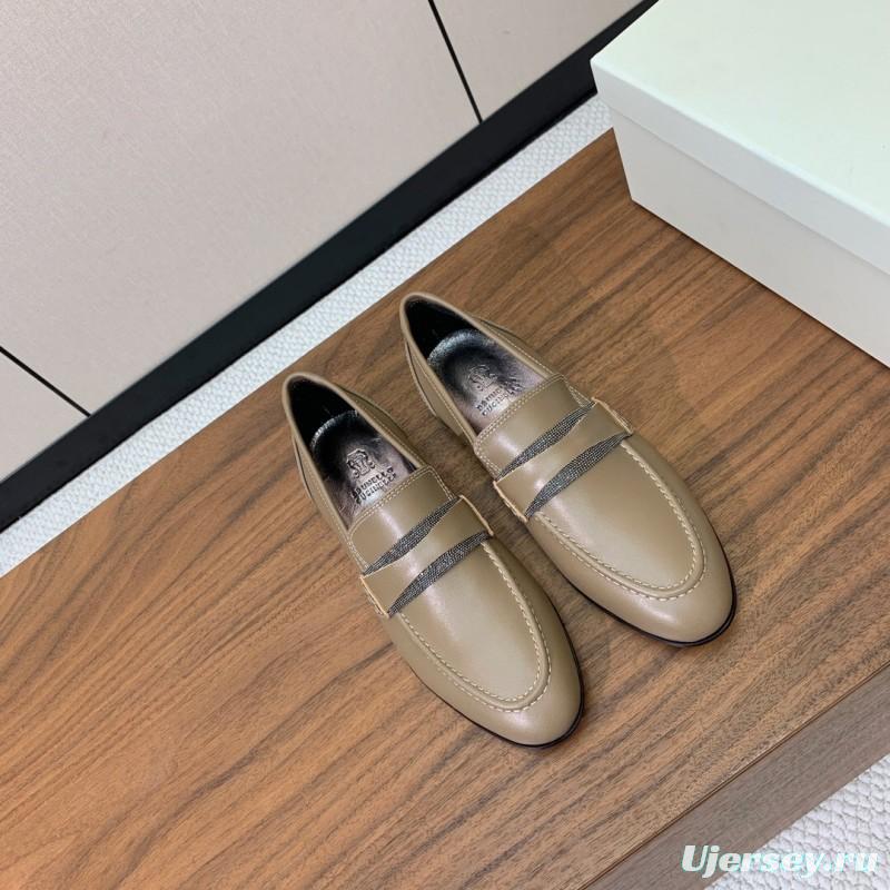 2025/Women Brunello Cucinelli Almond Leather Loafers Handmade Chain Detail LY00360(F)