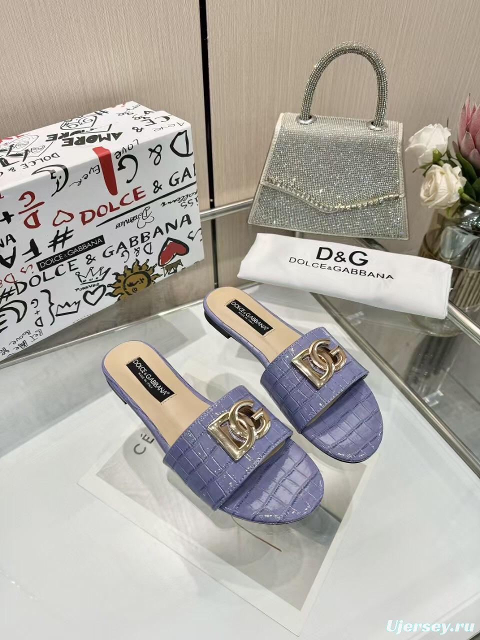 2025 Women Dolce & Gabbana Purple Leather Slippers LY00190