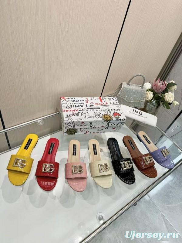 2025 Women Dolce & Gabbana Yellow Leather Slippers LY00190