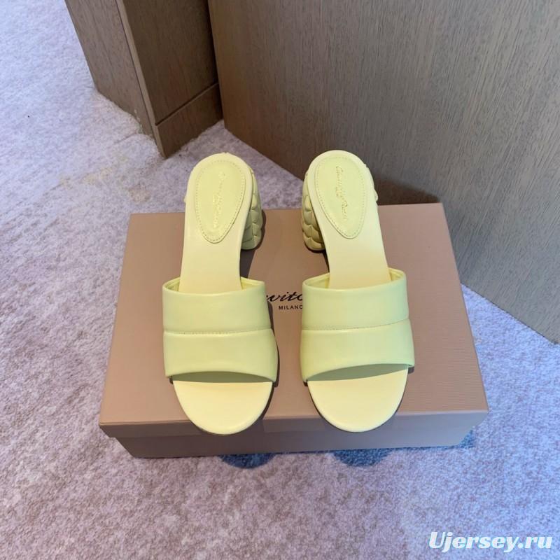 2025 Gianvito Rossi Yellow Leather Slippers KFY00260