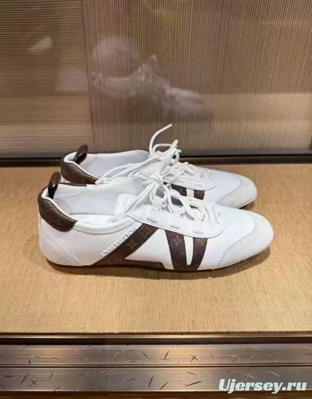 2025 Unisex Louis Vuitton White Brown Leather Sneaker LY00340