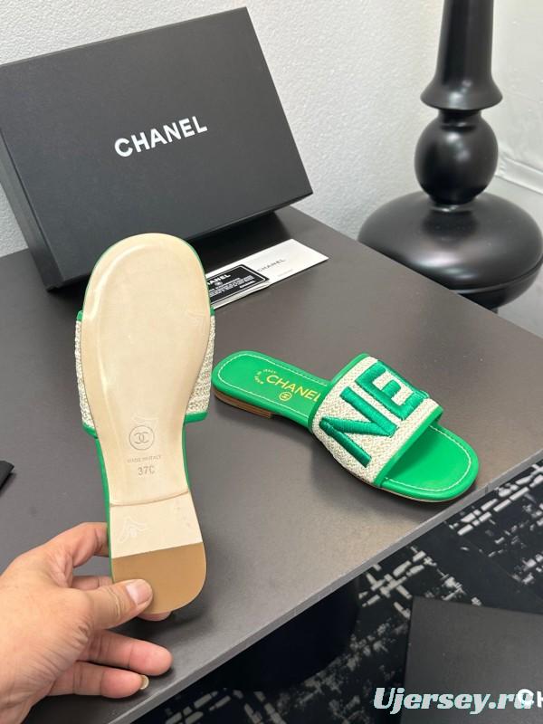 2025 Women Chanel Green Canvas Slippers