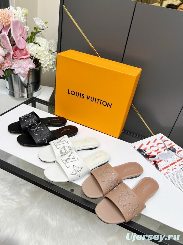 2025 Women Louis Vuitton Black Lambskin Slippers Riveted LY00200