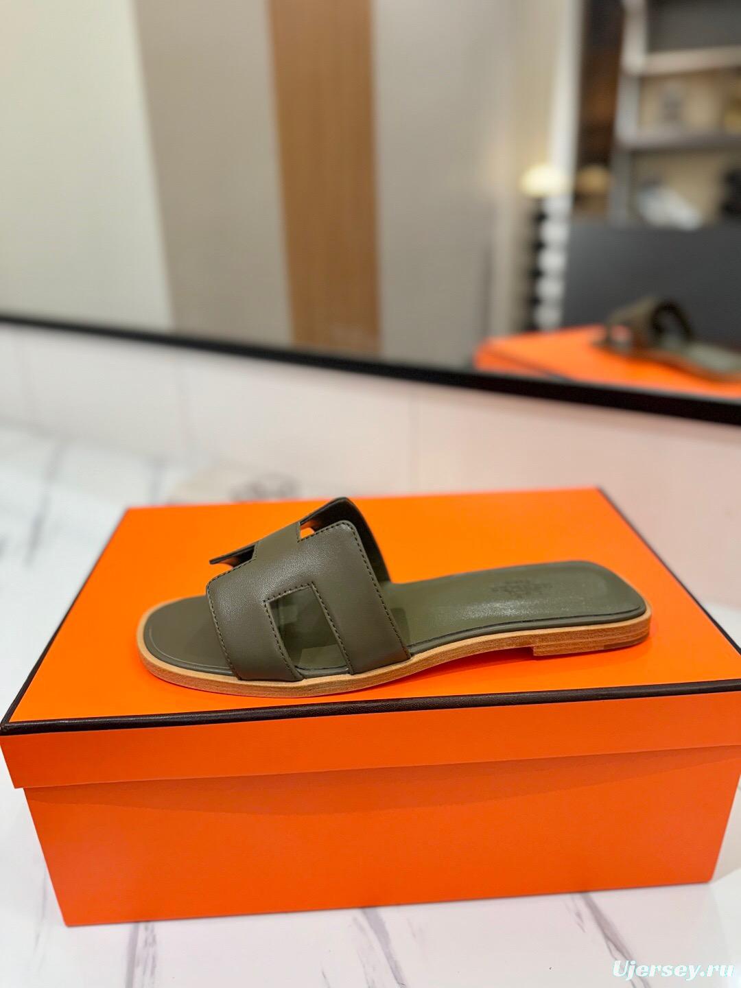 2025 Women Hermès Olive Leather Slippers