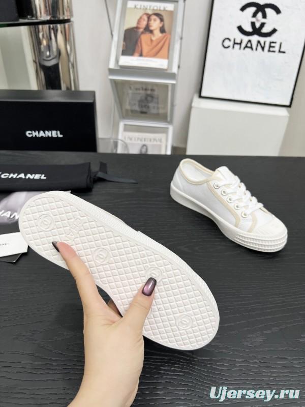 2025 Women Chanel White Canvas Casual Sneakers LY00230