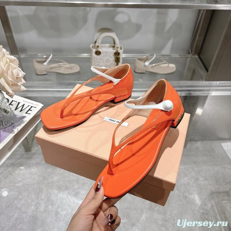 2025 Women Miu Miu Orange Patent Leather T-strap Sandals With Square Toe KFY00289(F)