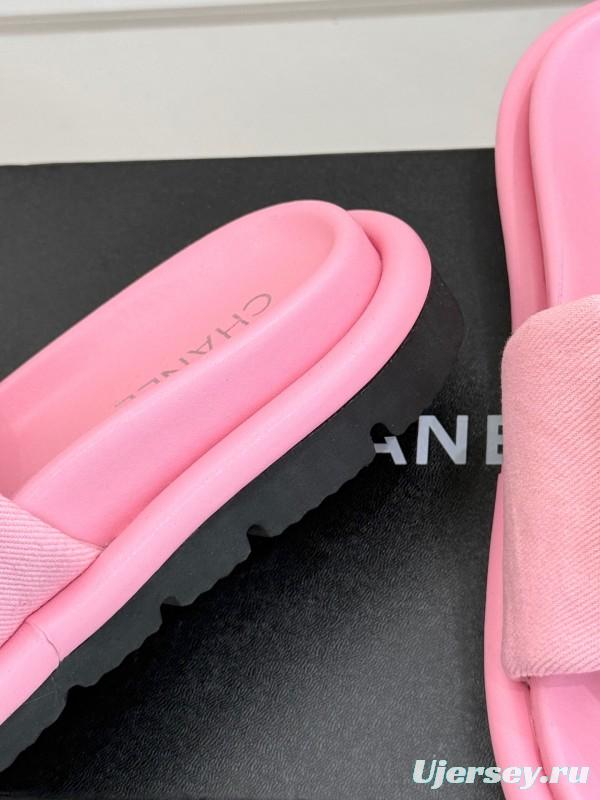 2025 Women Chanel Pink Fabric Slippers KFY00220