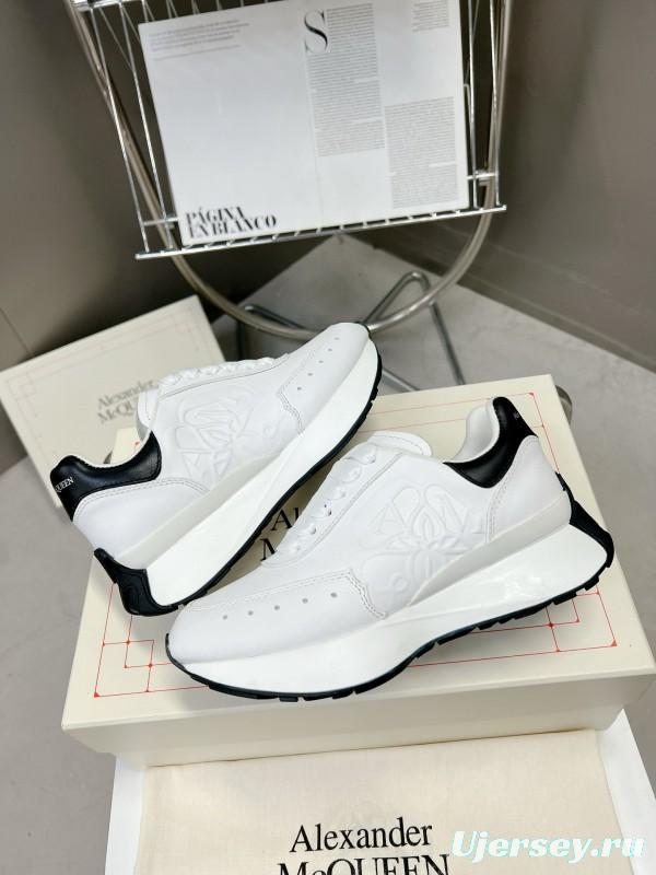2024 Unisex Alexander McQueen White Black Leather Lambskin Sprint Sneakers MJ00370