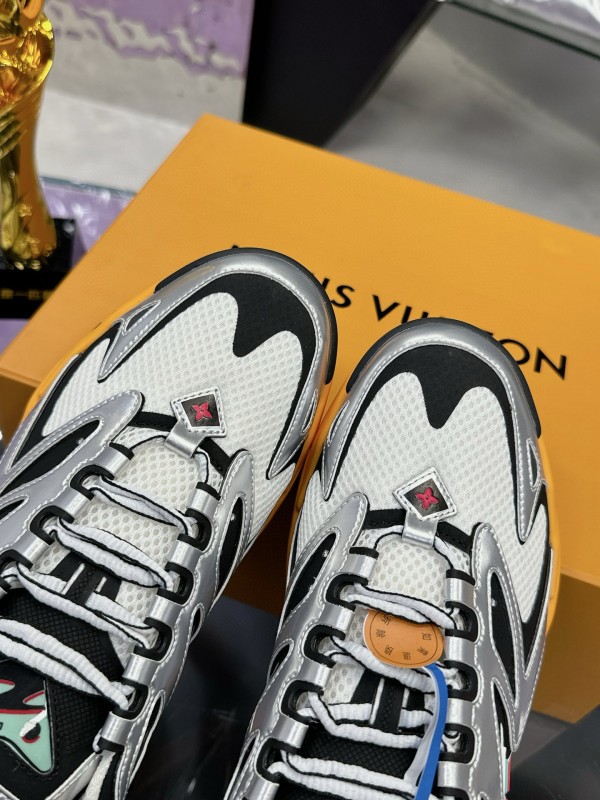 2025 Men Louis Vuitton White Black Blue Leather Mesh Sneakers MJ00420