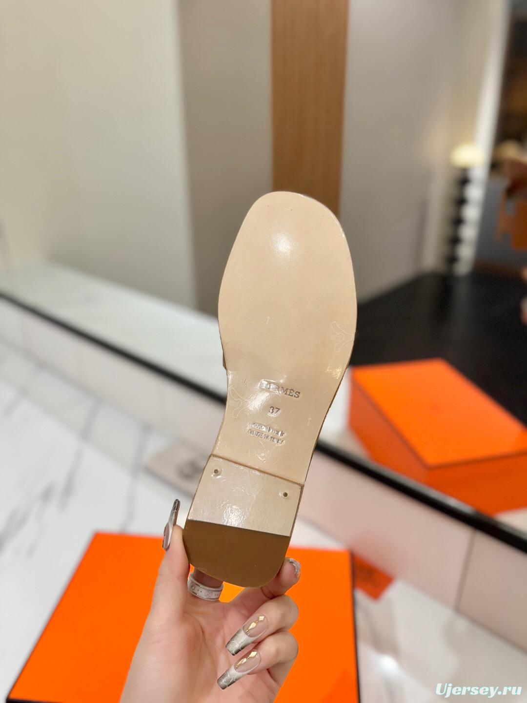 2025 Women Hermès Brown Leather Slippers