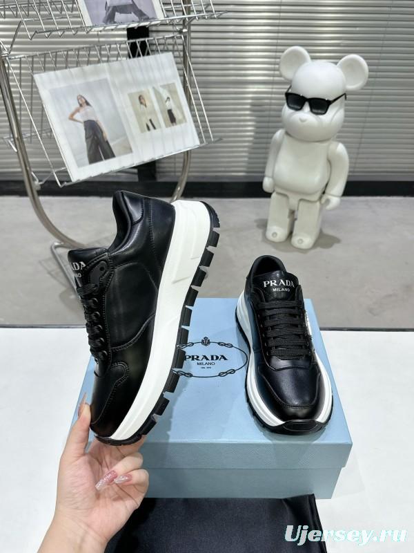 2025 Unisex Prada Black Leather Sneakers KFY00310