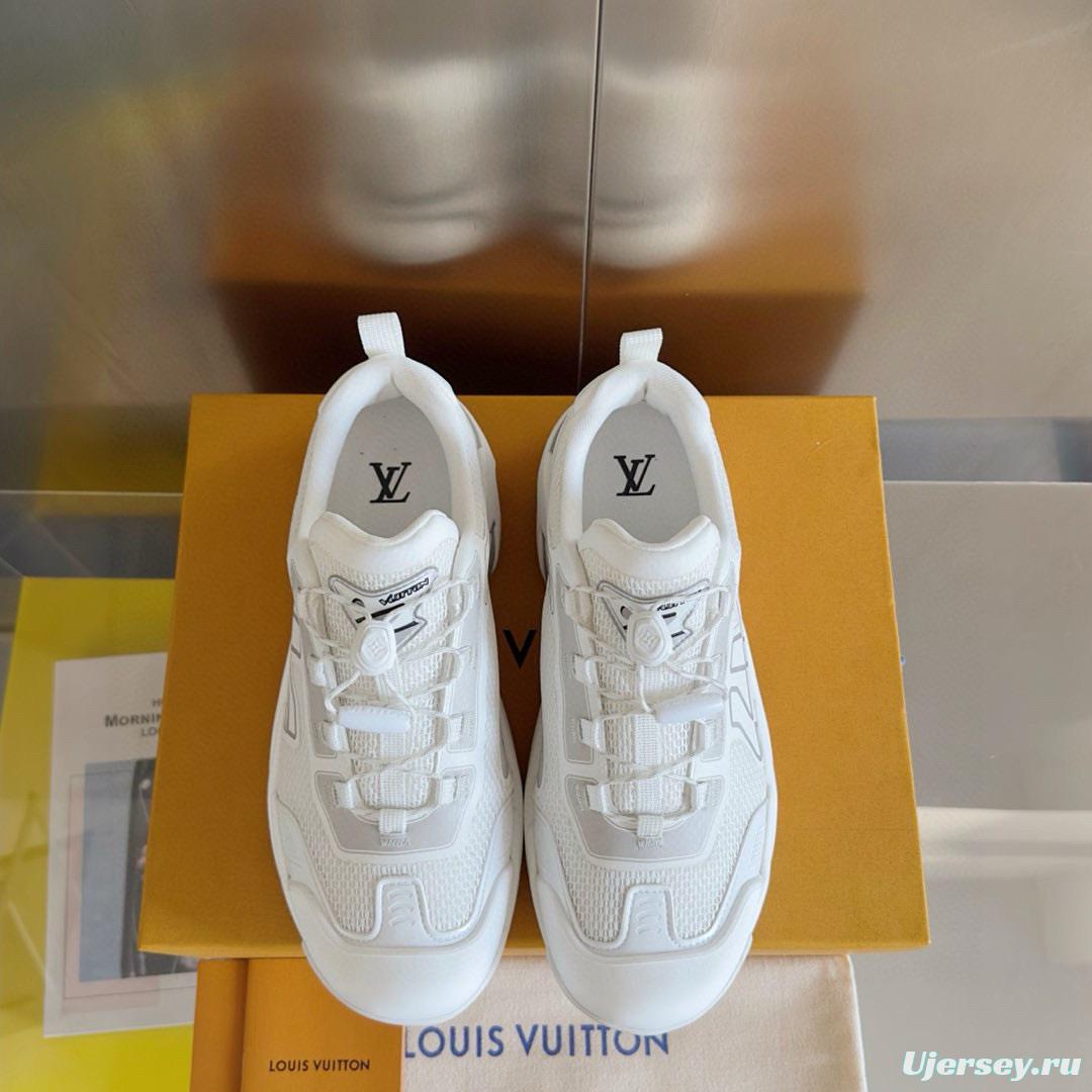 2025 Men Louis Vuitton White Mesh Sneakers MJ00390
