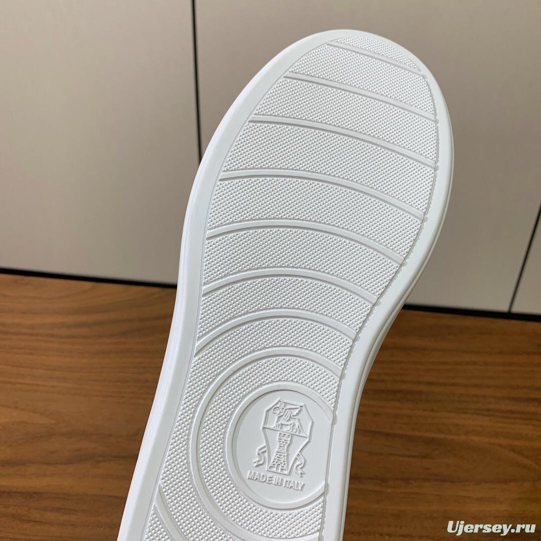 2025 Unisex Brunello Cucinelli Light Grey Leather Casual Sneakers Handcrafted KFY00310