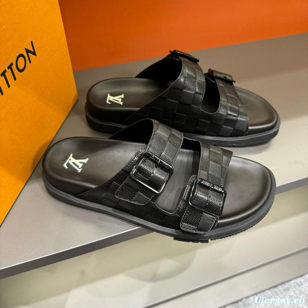 2024 Men Louis Vuitton Black Leather Slippers