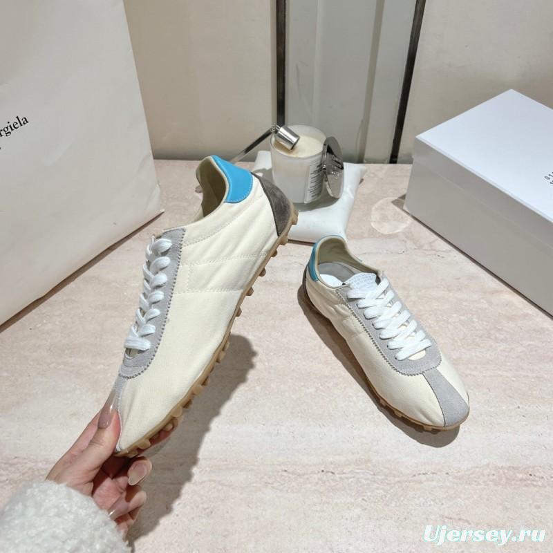 2025 Unisex MM6 Maison Margiela White Grey Nylon Suede Sneakers Distressed KFY00290