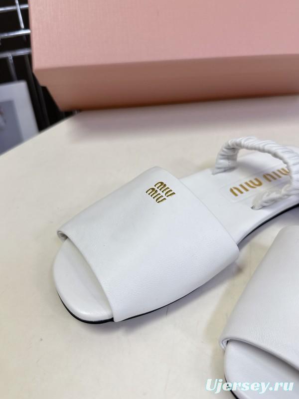 2025 Women Miu Miu White Leather Slippers LY00