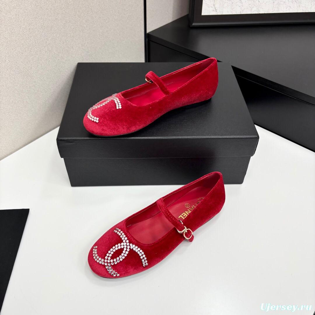 2025 Women Chanel Red Velvet Ballet Flats KFY00280