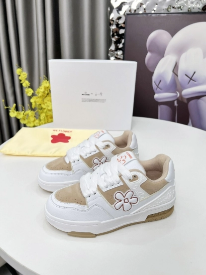 2025 Unisex WEFLOWER White Beige Leather Sneakers LY00280