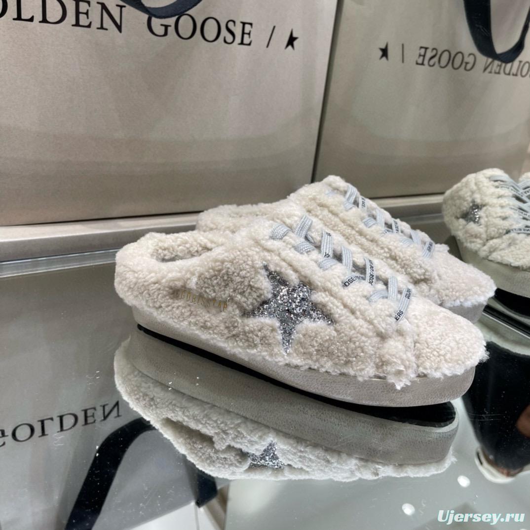 2024 Slippers GGDB White Shearling Star MJ00280