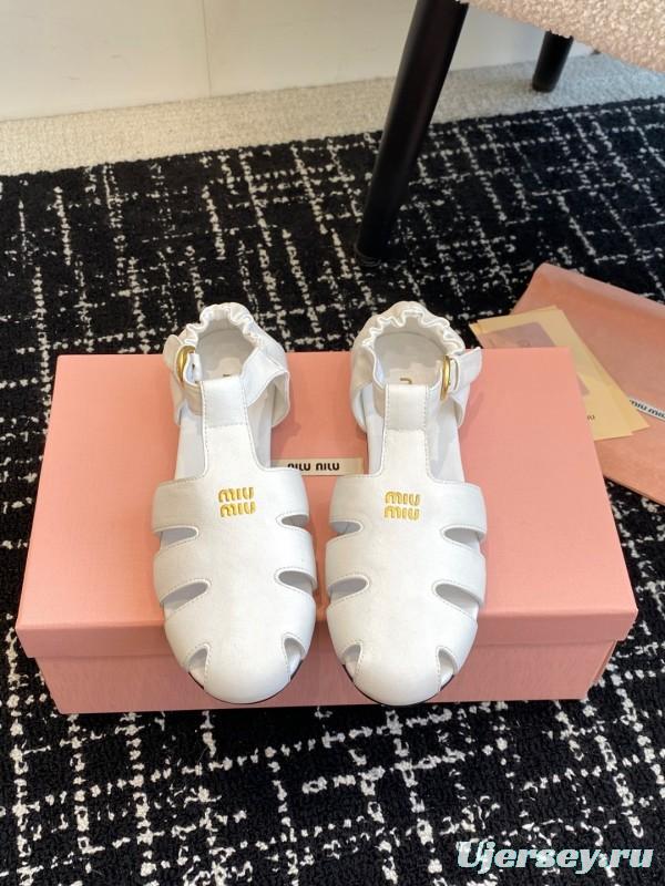 2025 Women Miu Miu White Calf Leather Flat Sandals