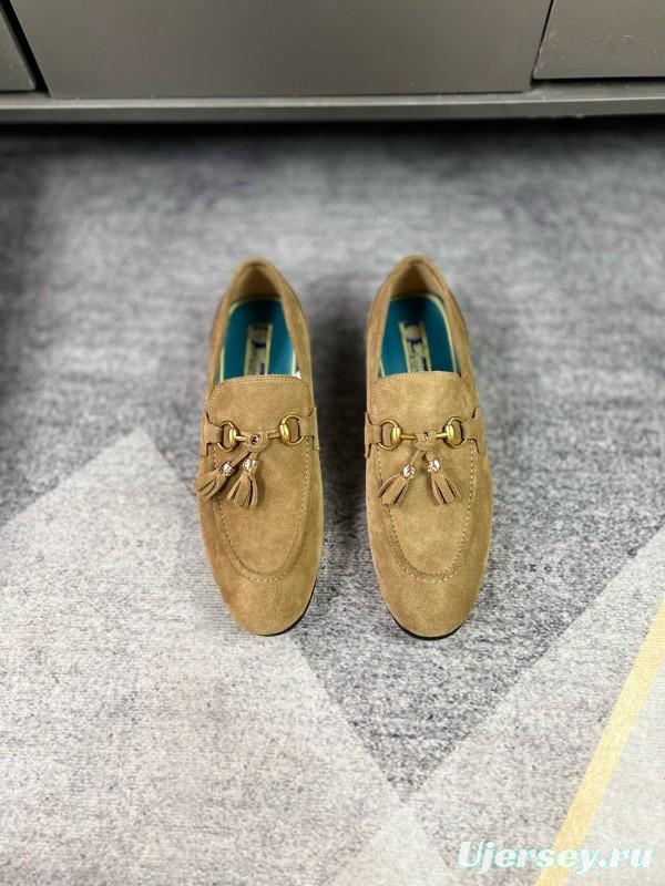 2024 Men Gucci Beige Suede Leather Loafer MJ00280