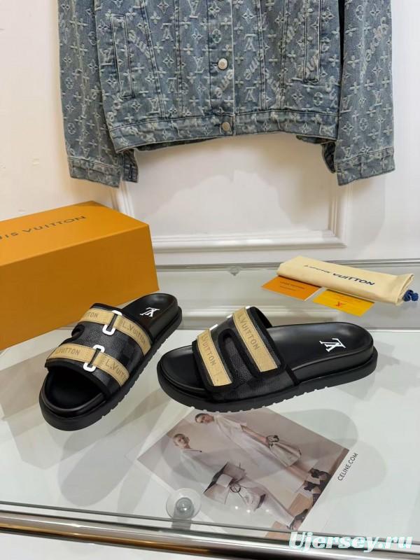 2025 Slippers Louis Vuitton Black Beige Canvas Slippers LYT001