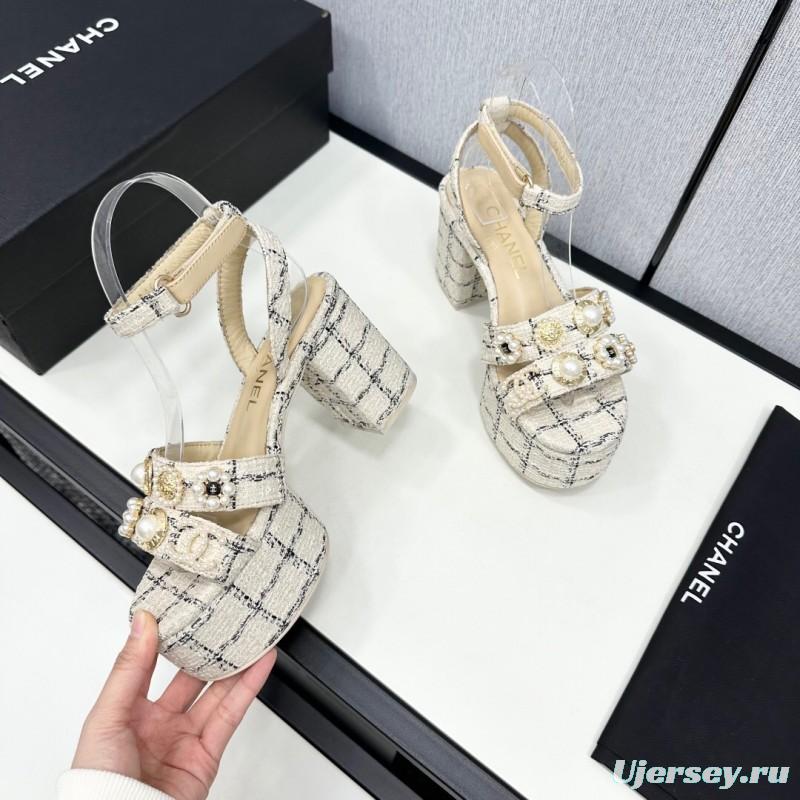 2025 Women Chanel Beige Black Tweed Platform Sandal KFY00310