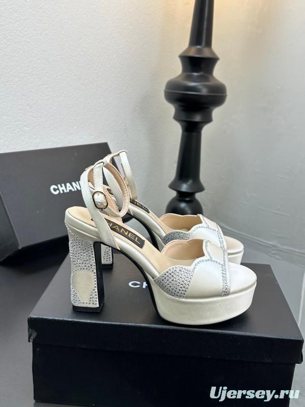 2025 Women Chanel White Leather Platform Sandals Beaded LY00320