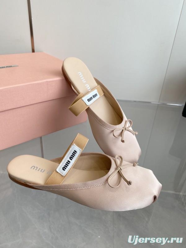 2025 Women Miu Miu Beige Satin Slippers KFY00280