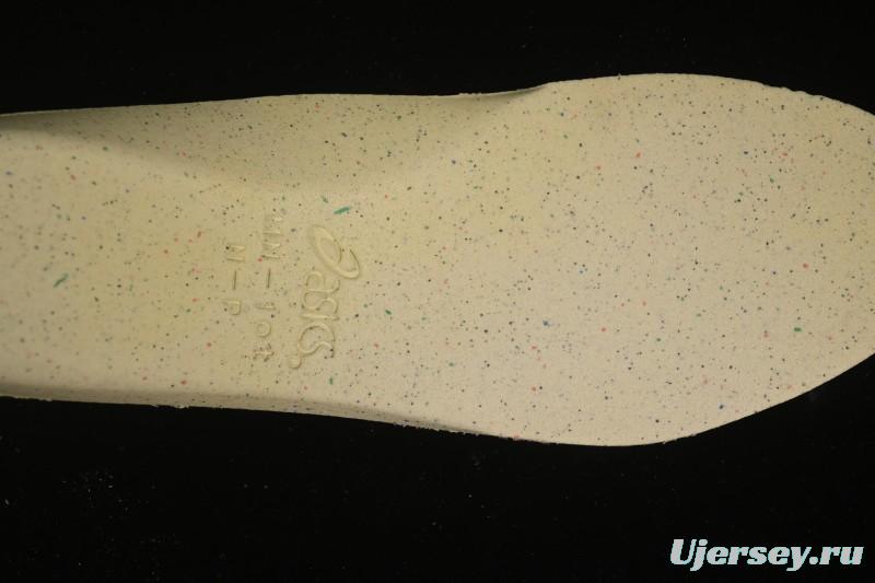 Asics Gel-Kayano 14 Running Shoes with Advanced Cushioning and Breathable Design - 1203A692-100