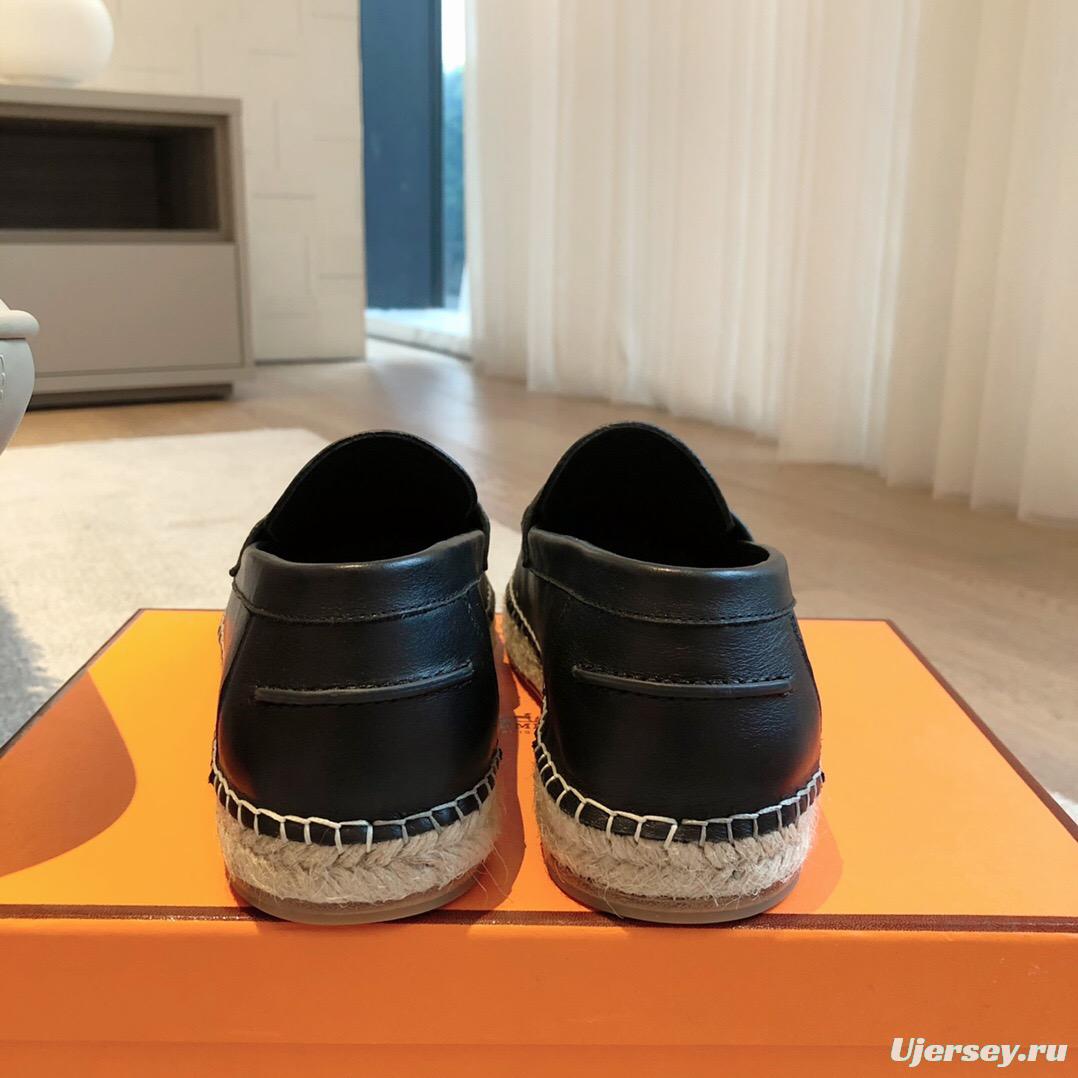 2025 Unisex Hermès Black Calfskin Leather Loafers AS00380