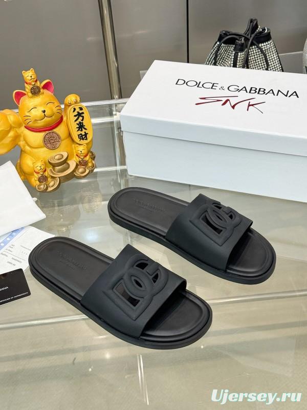 2025 Men Dolce & Gabbana Black Leather Slippers KFY00150