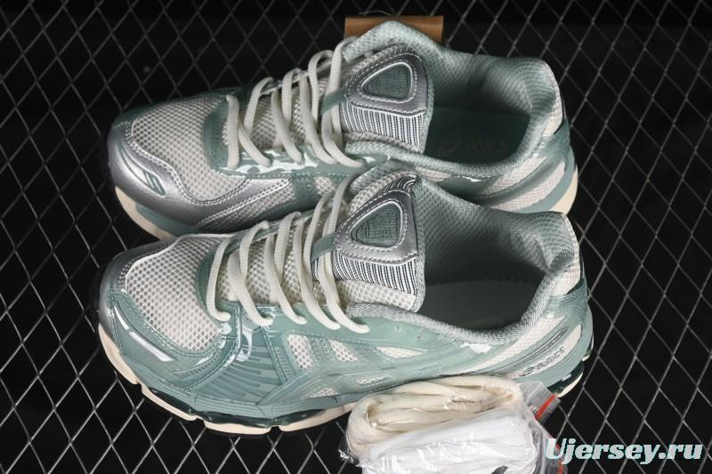 Asics Gel-Nimbus 12.1 Retro Breathable Cushioned Men's Running Shoes - 1203A675-100