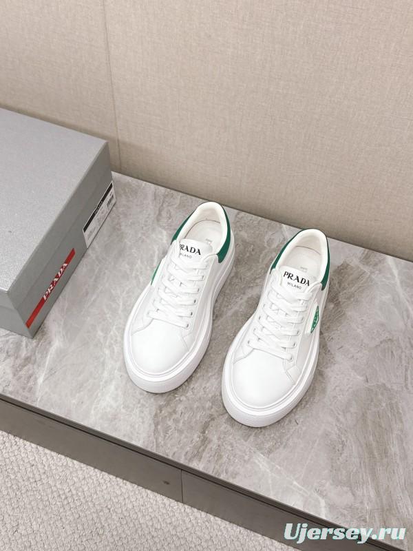 2025 Unisex Prada White Green Calf Leather Sneakers KFY00290