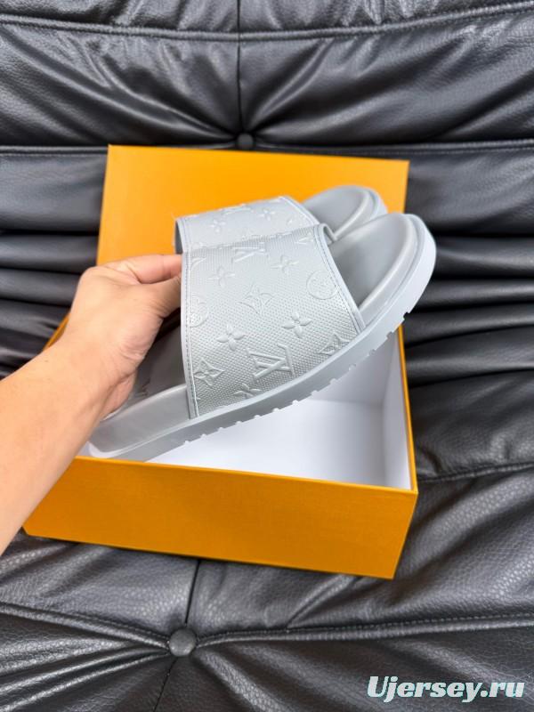 2025 Men Louis Vuitton White Leather Slippers AS00170