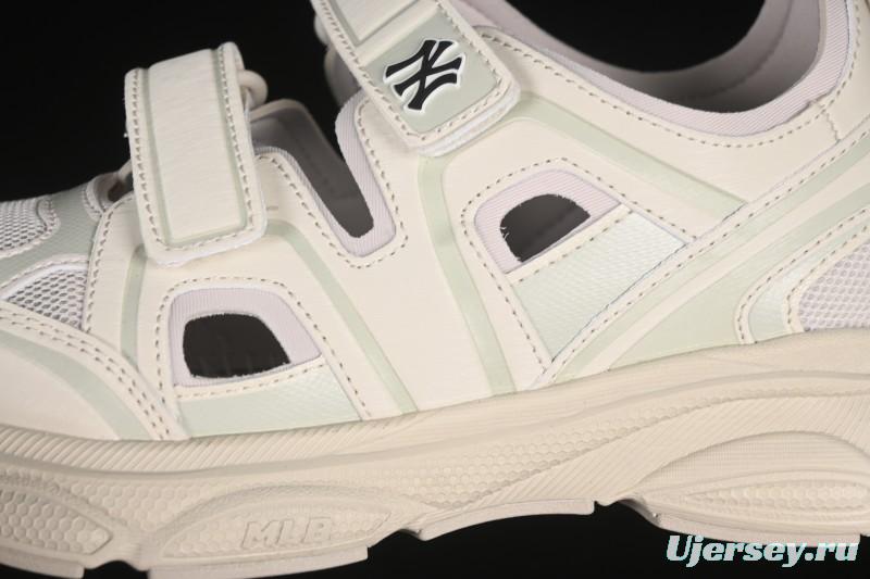 New York Yankees MLB Ace Runner Mask Jane Summer Casual Sandals - 3ASDACE5350CRS