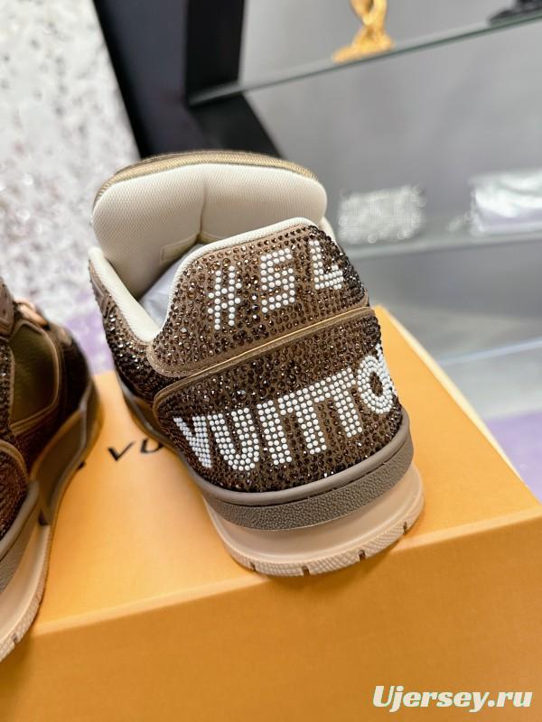 2025 Unisex Louis Vuitton Brown Khaki Leather Fabric Plimsolls Beading AS00400