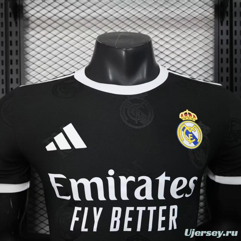 Player Version 25/26 Real Madrid Black Special Jersey