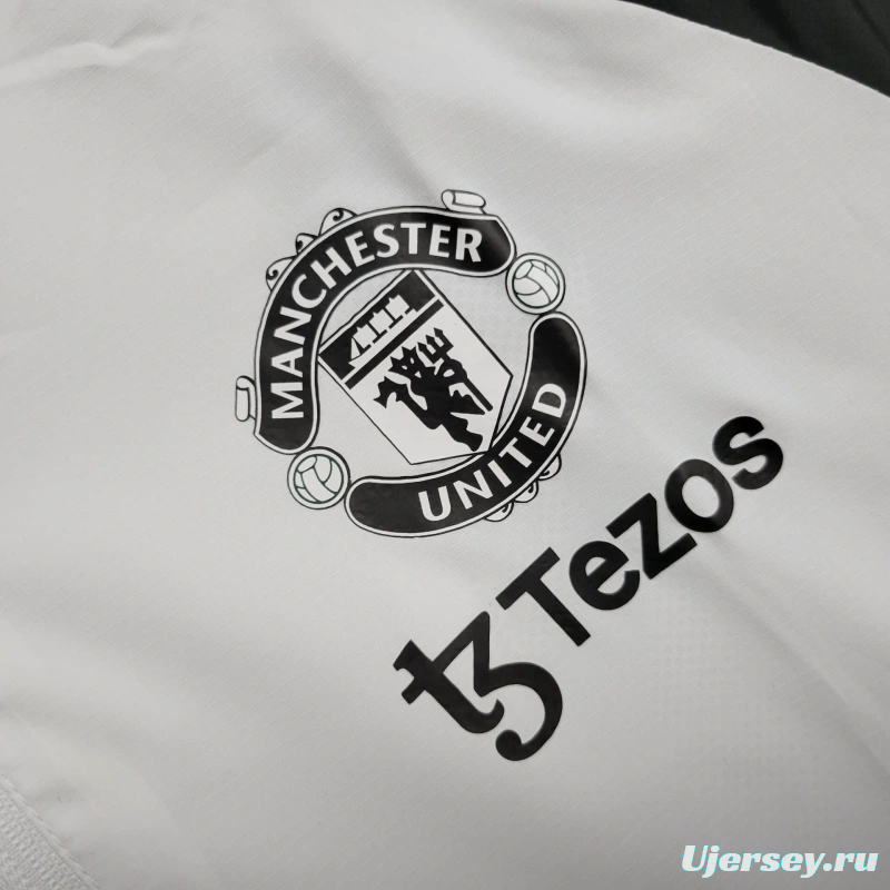 25/26 Manchester United Jacket White Windbreaker