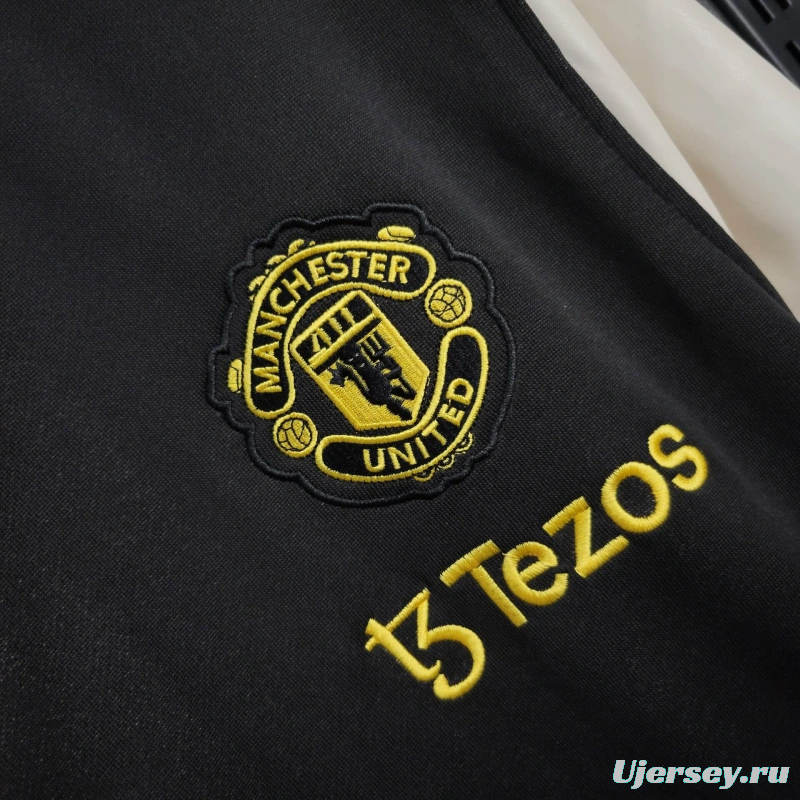 25/26 Manchester United Jacket BLACK/White Windbreaker