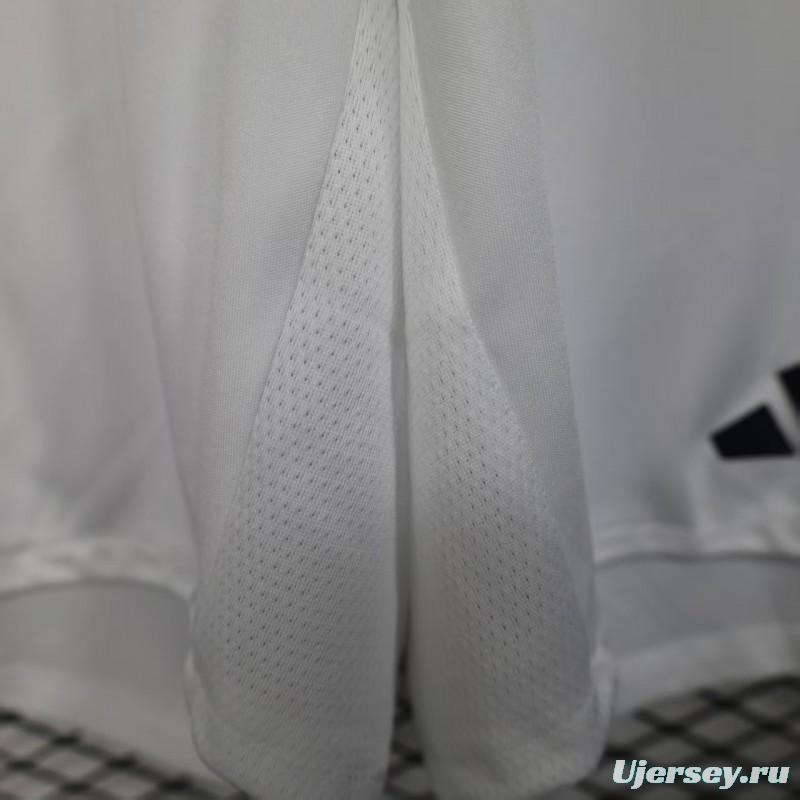 Player Version 25/26 Manchester United Home Shorts