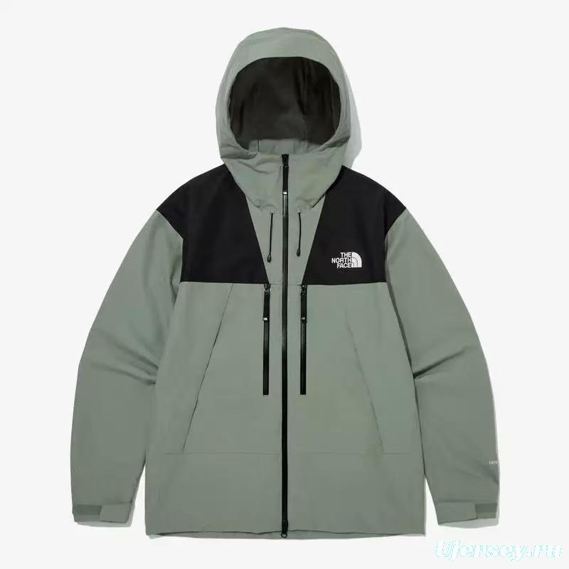 2025 The North Face Summit Series Technical Jacket - Cream/Black Colorblock with Dual-Zip Design