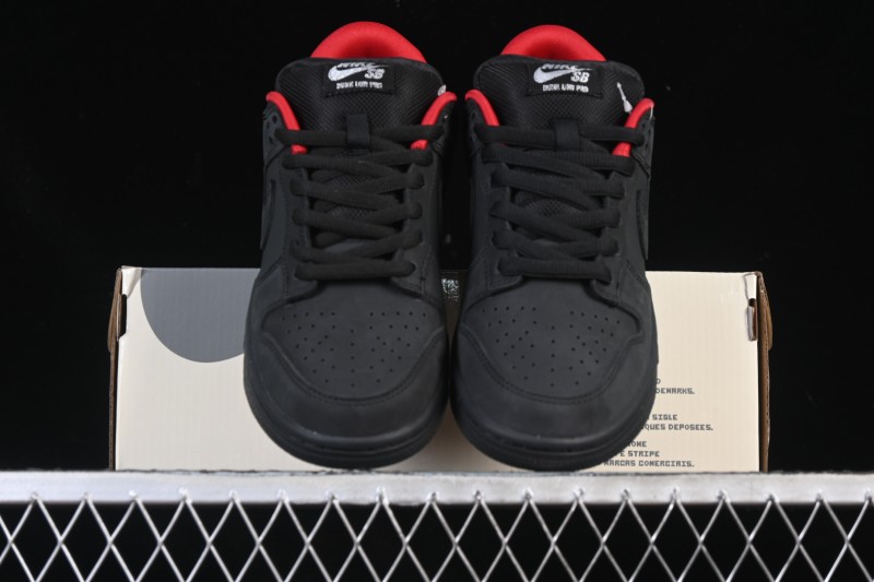 Nike Supreme x Nike SB Dunk Low Ocean Fog Limited Edition Black Warrior Low Top Casual Skate Shoes - HQ8487-001