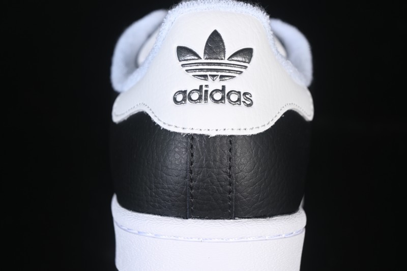Adidas Superstar II J Casual Sneakers with Shell Toe Design - JQ0314