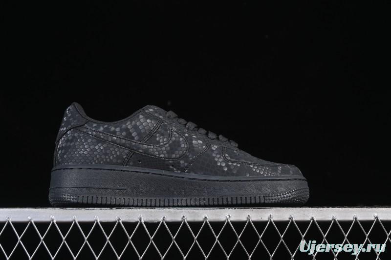 Nike Air Force 1'07 Low Casual Sneakers with Full-Length Air Cushion - IB0018-004