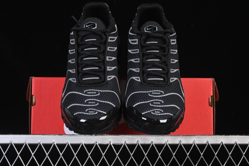 Nike Air Max Plus Retro Running Shoes with Air Cushion - HQ3029-001