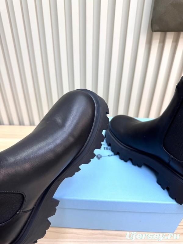 Prada 2025 SS Chunky Sole Ankle Boots - LY0340