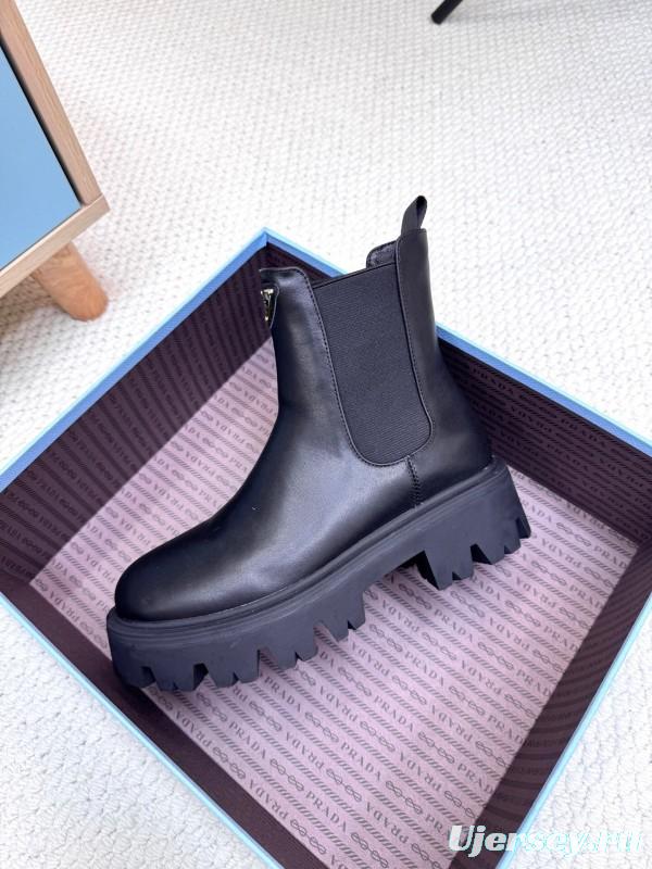 Prada 2025 SS Chunky Sole Ankle Boots - LY0340