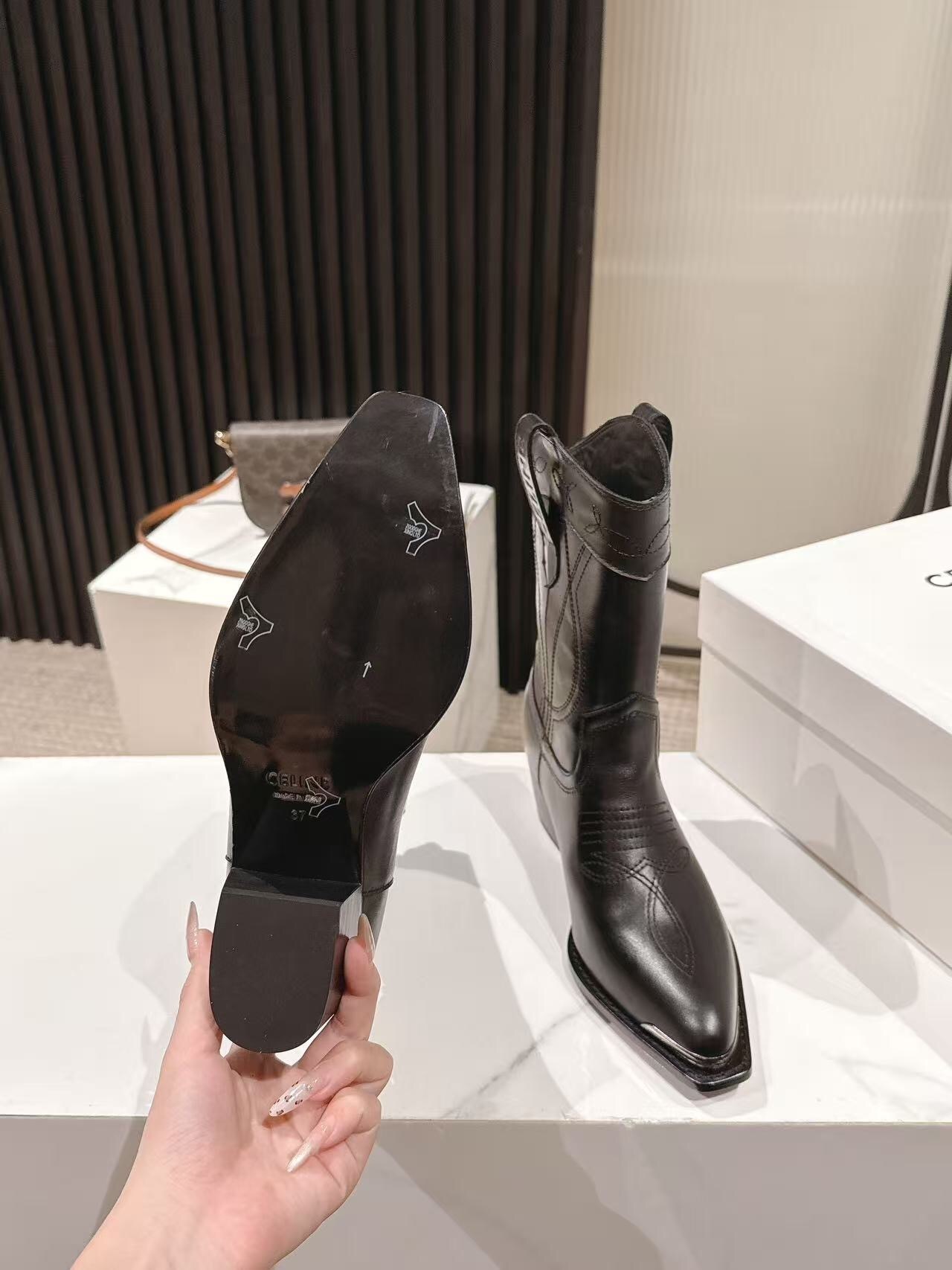 CELINE Fashion Boots 2025 SS Collection with Arch of Triumph Logo - LY00440