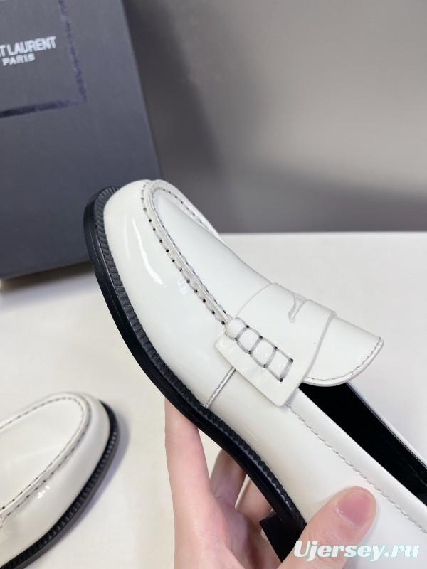 Saint Laurent Classic Loafer Flats - KFY00350